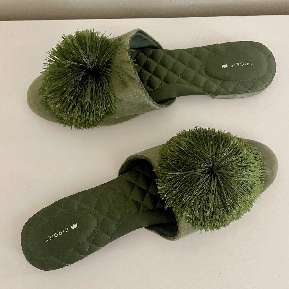 Birdies The Songbird Mule Pom Pom Olive/Green Velvet Mules, New Without Tags